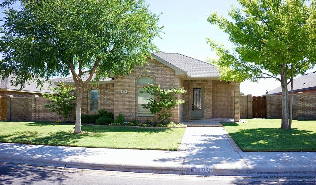 5700 Dunbarton Oaks Blvd  