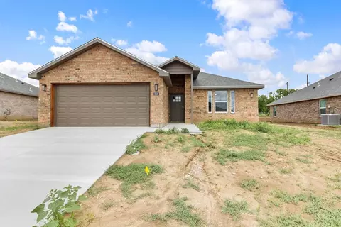 808 Bella Bvd, Coleman, TX 76834