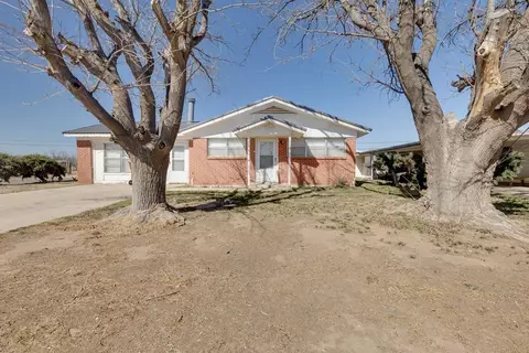 2510 Carleton Dr, Big Spring, TX 79720 photo 1