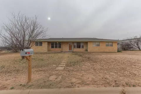 2902 Clanton, Big Spring, TX 79720 photo 1