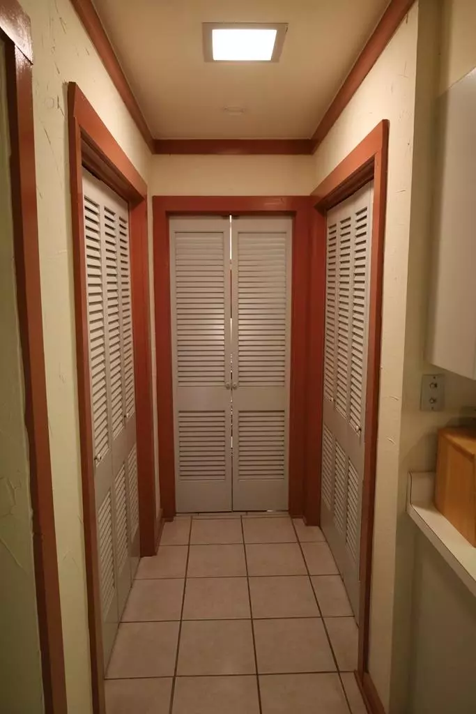 Entry Way - 301 E Kerr, Sanderson, TX 79848 photo 1 of 2
