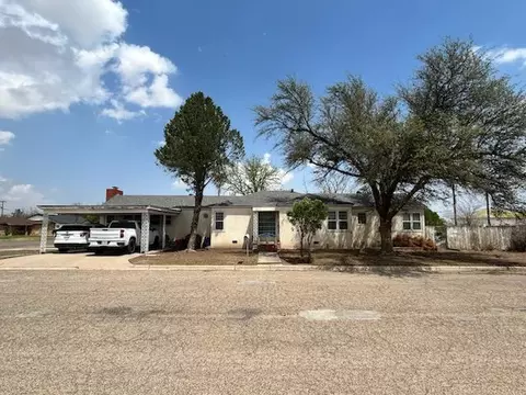 1304 W Division St, Fort Stockton, TX 79735