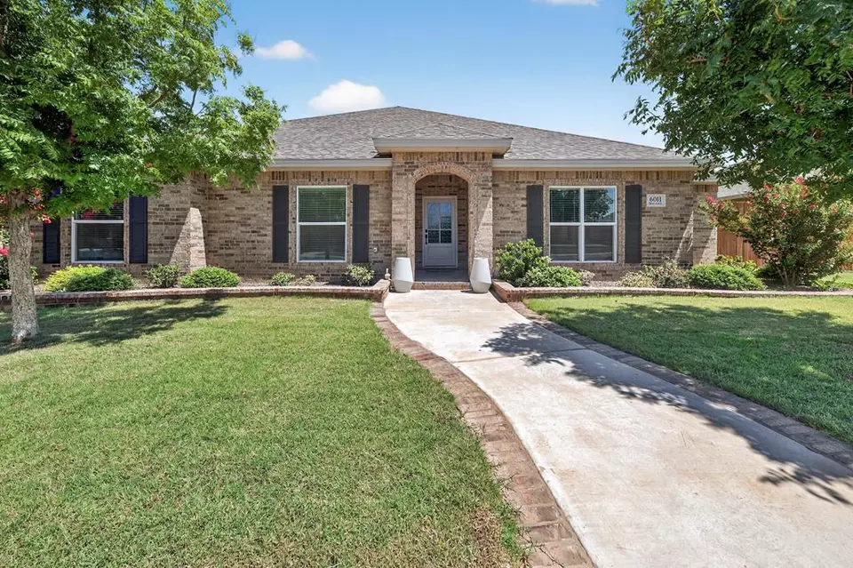 Exterior - 6011 Beals Creek Dr, Midland, TX 79707 photo 1 of 5