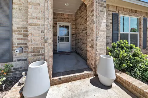 Entry Way - 6011 Beals Creek Dr, Midland, TX 79707 photo 1 of 2