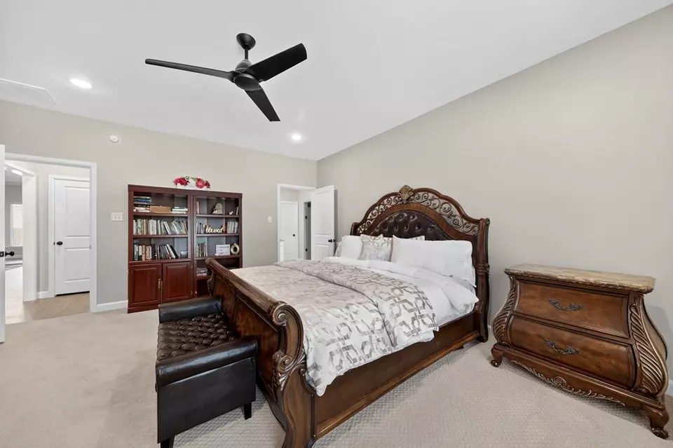 Bedroom - 6011 Beals Creek Dr, Midland, TX 79707 photo 2 of 14