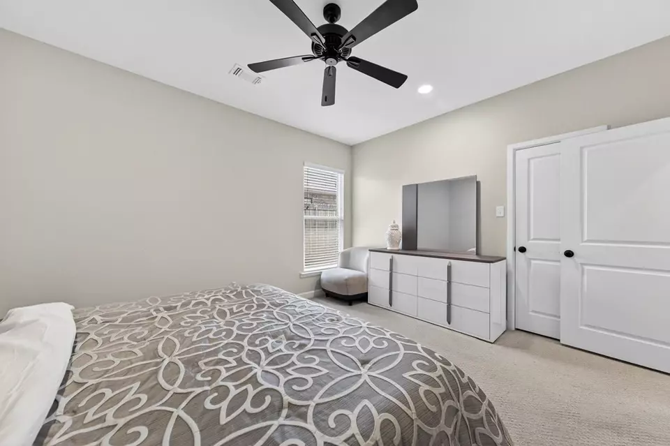 Bedroom - 6011 Beals Creek Dr, Midland, TX 79707 photo 12 of 14