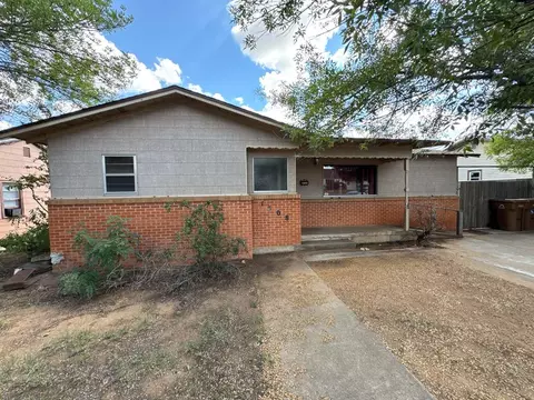 1508 E 17th St, Big Spring, TX 79720 photo 1