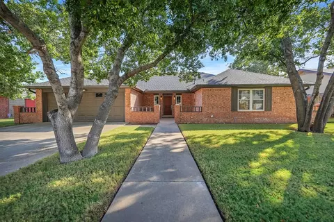 2306 Abbey Pl, Midland, TX 79707