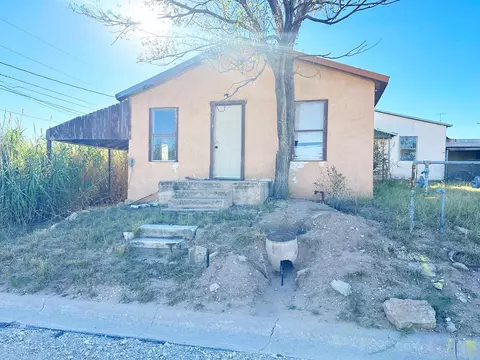 1104 E 6th St, Big Spring, TX 79720