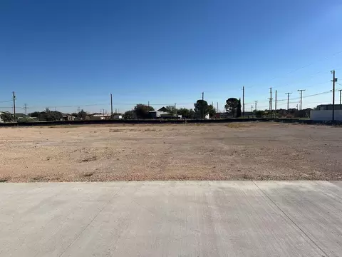 6400 Hopi Ct, Midland, TX 79705