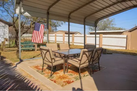 Exterior - 607 E 15th St, Big Spring, TX 79720 photo 3 of 3