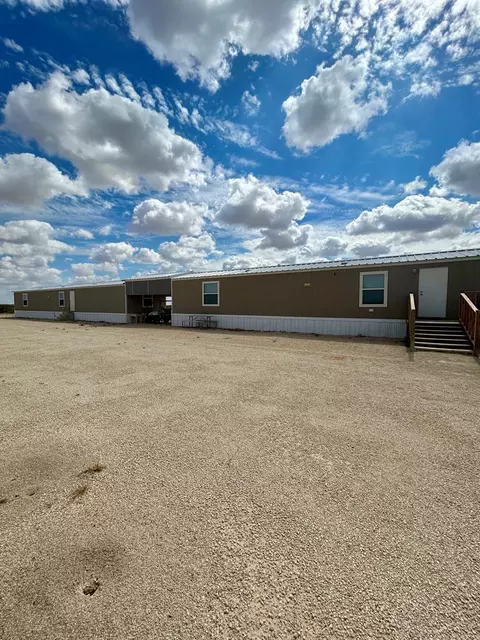 722 E 48th Ln, Fort Stockton, TX 79735