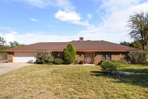 4 Glenwick Cv, Big Spring, TX 79720