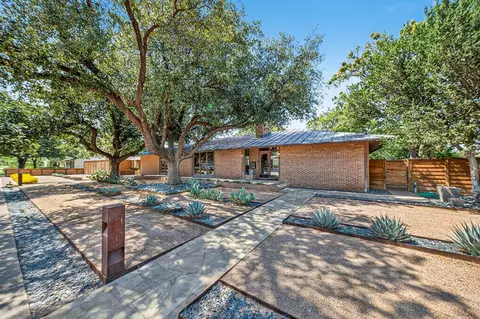 205 Club Dr, Midland, TX 79701