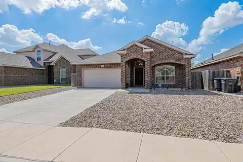 1402 Cerrillos Ave, Midland, TX 79705