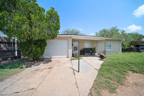 Exterior - 1213 Ridgeroad Dr, Big Spring, TX 79720 photo 3 of 5