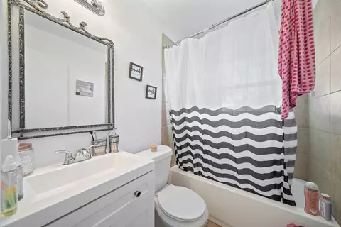 Bath - 1213 Ridgeroad Dr, Big Spring, TX 79720 photo 1 of 1