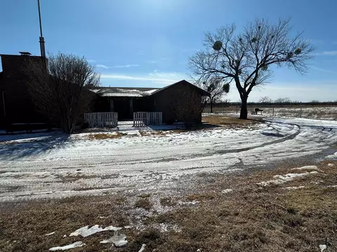 5252 Cromwell Rd, Snyder, TX 79549