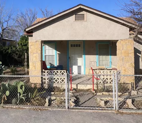315 E Oak St, Sanderson, TX 79848