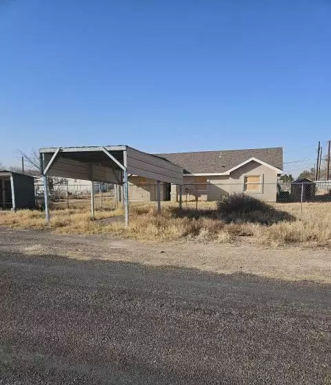 2319 W 4th St, Monahans, TX 79756