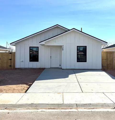 720 N Benton, Midland, TX 79701