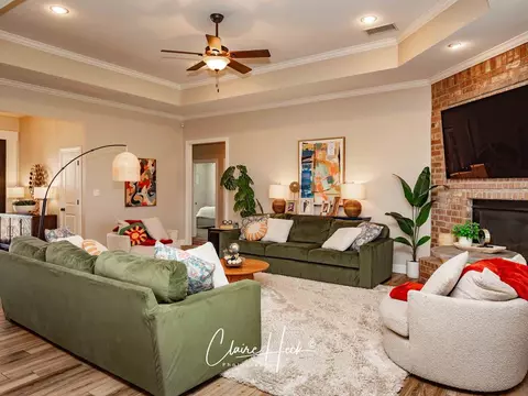 Living - 2902 Patrick Pl, Midland, TX 79705 photo 5 of 6
