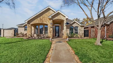 5001 Crista Ln, Midland, TX 79707
