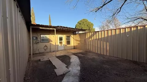 905 N Kelly Ave, Odessa, TX 79763