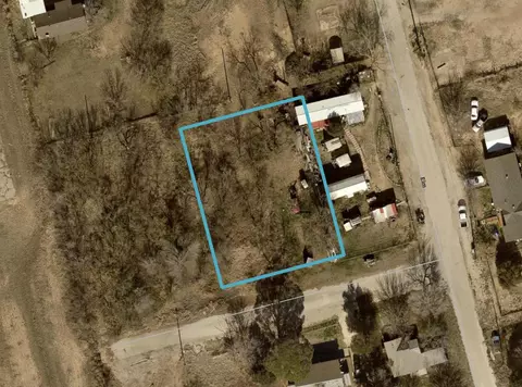 4204 Oak St, Big Spring, TX 79720