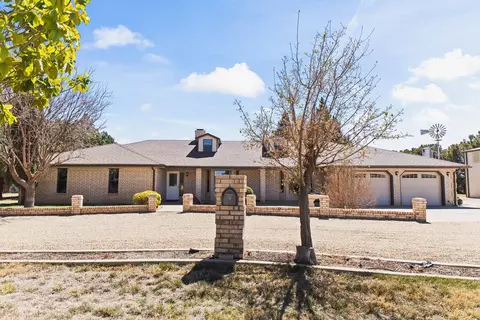 337 County Rd 306, Seminole, TX 79360