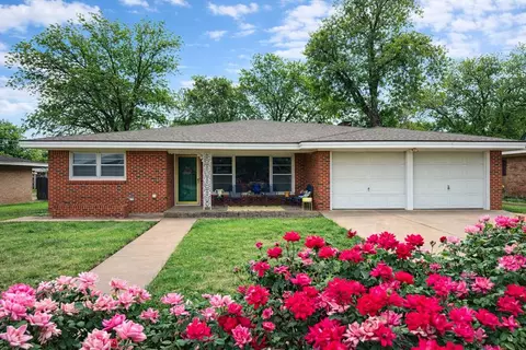 2804 33rd St, Snyder, TX 79549