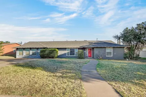 3204 Sentinel Dr, Midland, TX 79701