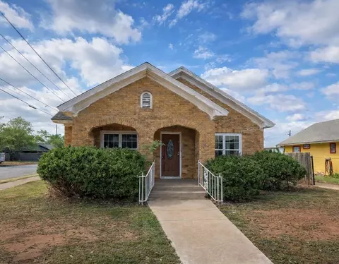 1100 26th St, Snyder, TX 79549