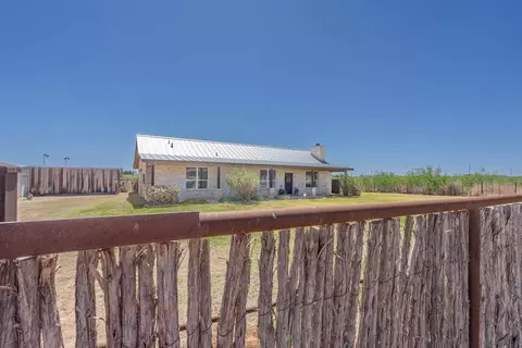6206 E County Rd 95, Midland, TX 79706