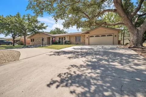 512 Highland Dr, Big Spring, TX 79720
