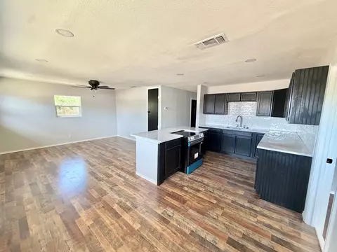 Kitchen - 1004 E 21st St, Big Spring, TX 79720 photo 1 of 3
