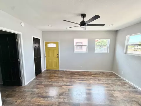 Living - 1004 E 21st St, Big Spring, TX 79720 photo 2 of 2