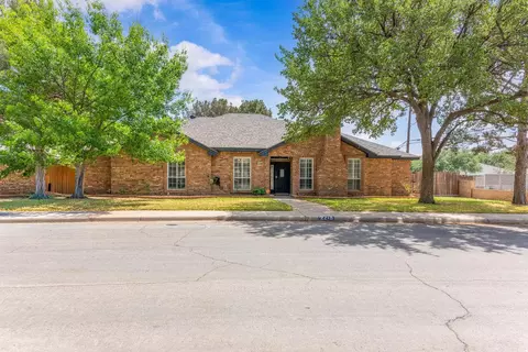 2219 Southampton Ln, Midland, TX 79705