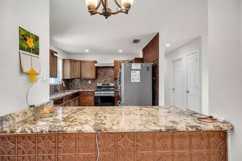 Kitchen - 2401 Morrison Dr, Big Spring, TX 79720 photo 4 of 4