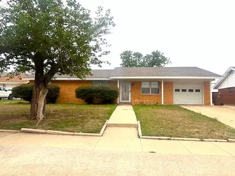 2202 Merrily Dr, Big Spring, TX 79720