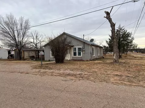 341 W 6th St, Colorado City, TX 79512