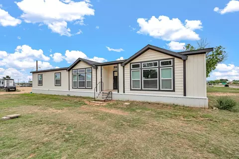209 Bearkat Ave, Garden City, TX 79739