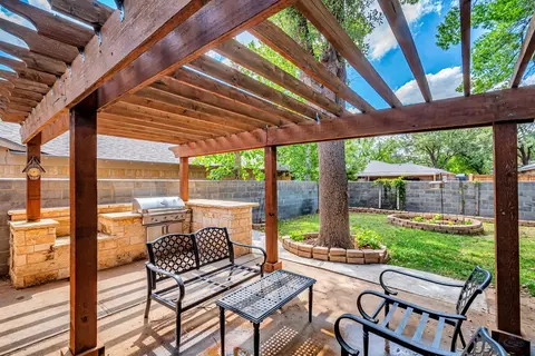 Exterior - 2503 Maxwell Dr, Midland, TX 79705 photo 13 of 18