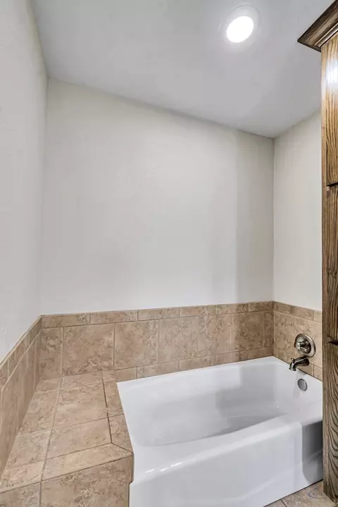 Bath - 2503 Maxwell Dr, Midland, TX 79705 photo 7 of 12