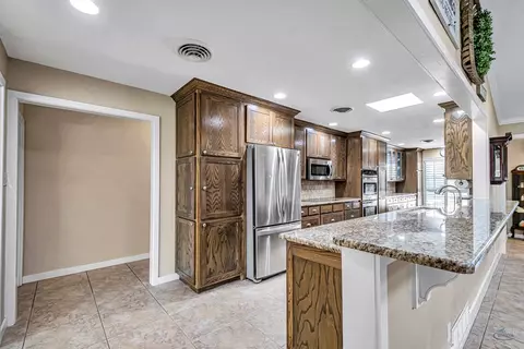 Entry Way - 2503 Maxwell Dr, Midland, TX 79705 photo 6 of 7