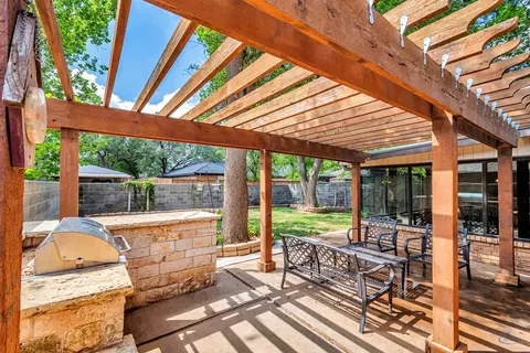 Exterior - 2503 Maxwell Dr, Midland, TX 79705 photo 14 of 18