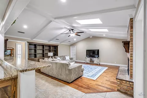 Other - 2503 Maxwell Dr, Midland, TX 79705 photo 4 of 8