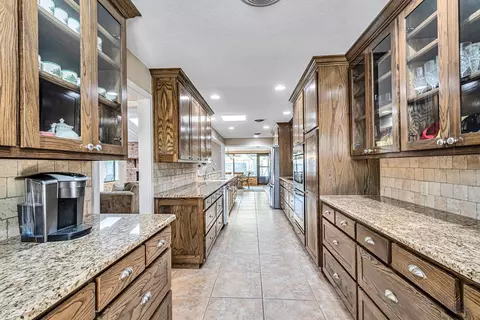 Entry Way - 2503 Maxwell Dr, Midland, TX 79705 photo 7 of 7