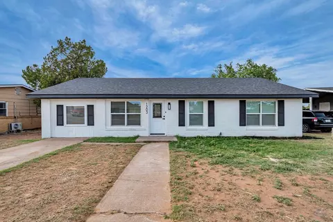 1203 E Parker Ave, Midland, TX 79701