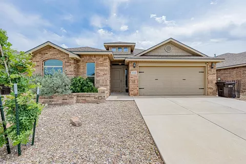 1212 Prairie Ln, Midland, TX 79705